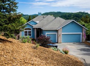 1480 Hawk Crest Pl, Santa Rosa, CA 95409