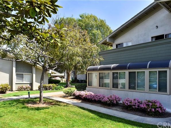 Community Of Huntington Landmark Huntington Beach Real Estate 3 Homes For Sale Zillow