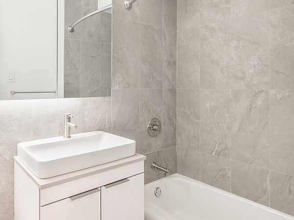 5th image of 470 2nd Ave APT 4E