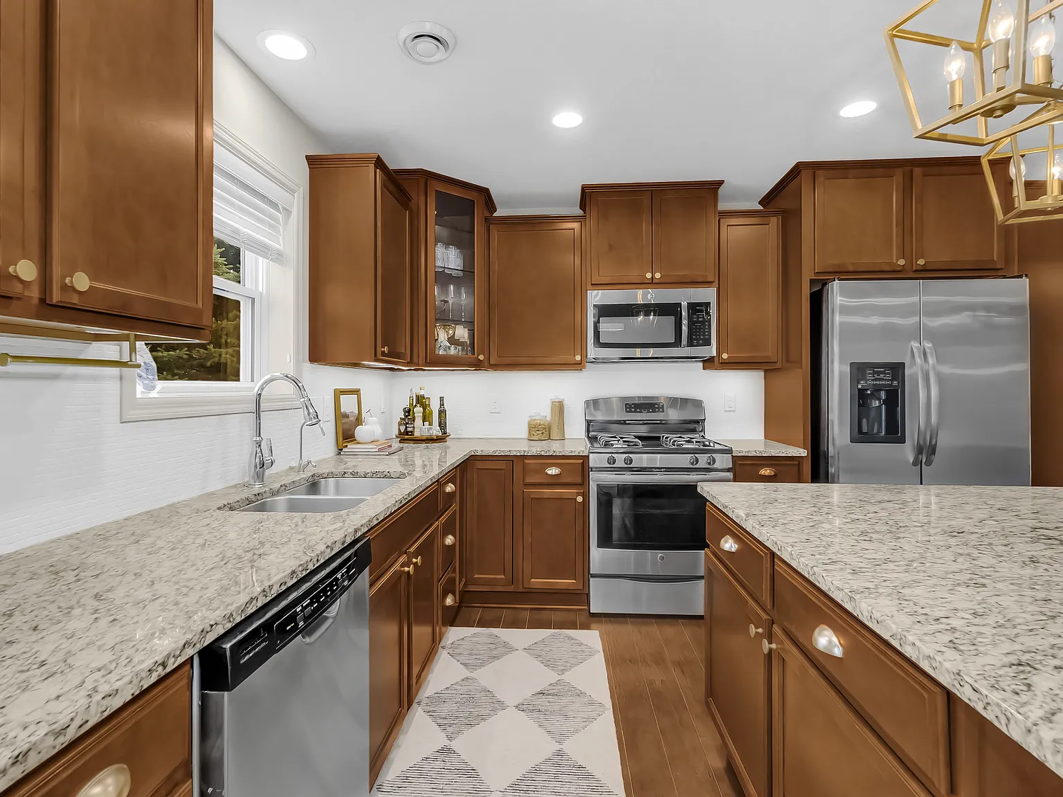Cedar Grove Lane, Eagan (3976) RS ER1 - 1 — Photo 4
