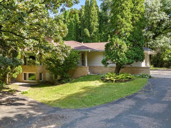 3430 Glenarden Rd, Arden Hills, MN 55112