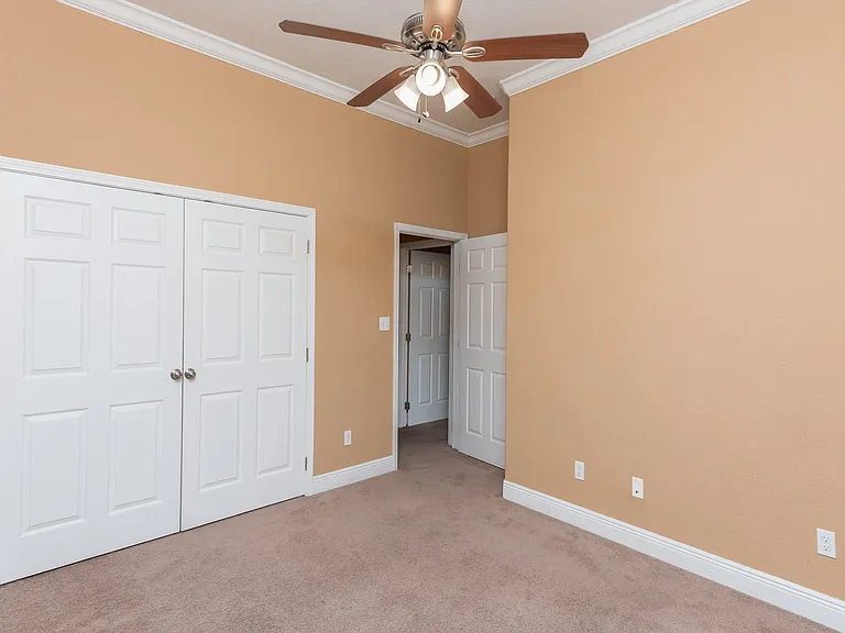 542 S 72nd Ave #C — Photo 15
