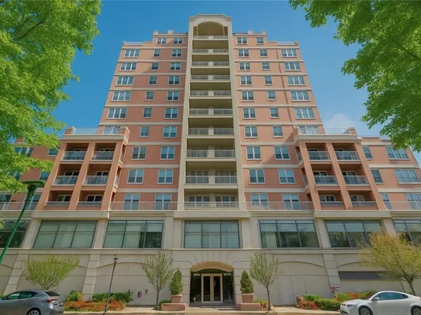 50 Oceana Dr W APT 10F, Brooklyn, NY 11235