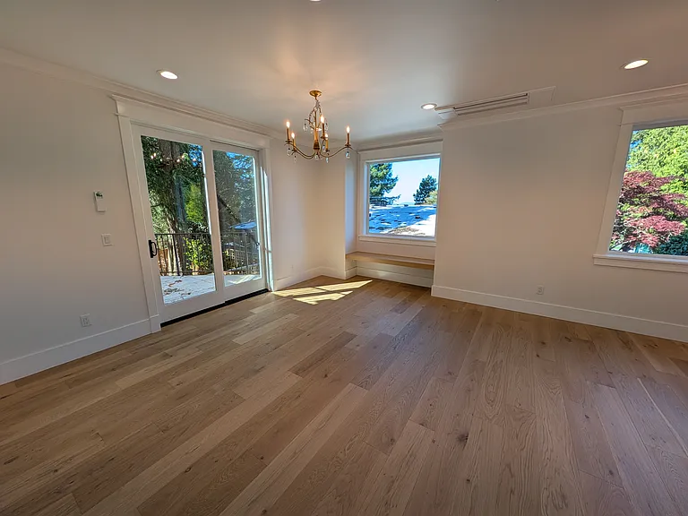 3941 W Barrett Ln — Photo 6