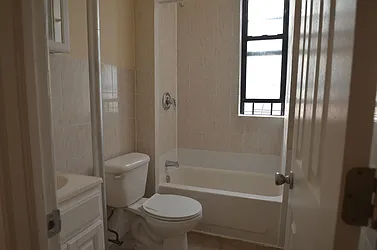 Rented by CITY SKYLINE REALTY INC