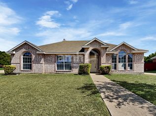 1146 Suffolk Ln, Cedar Hill, TX 75104