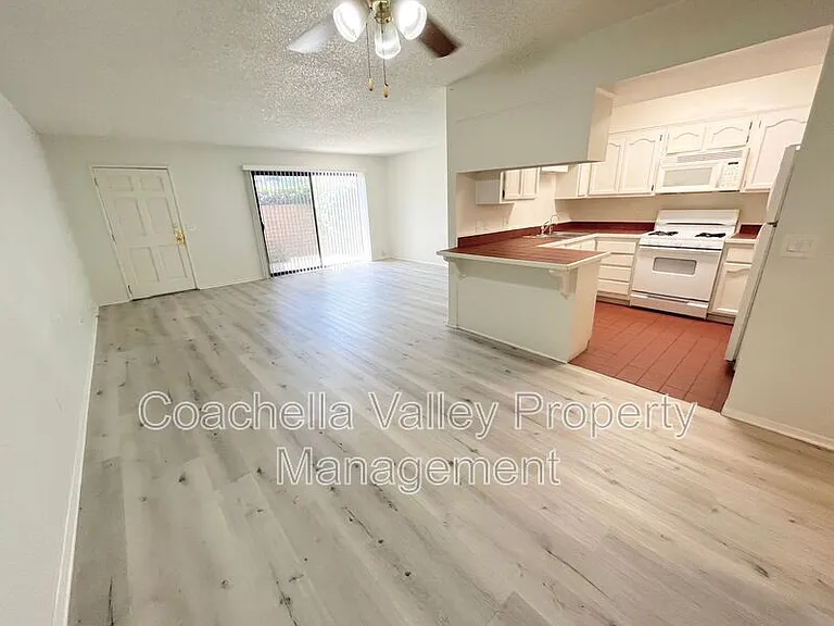 74050 Chicory St #A — Photo 10