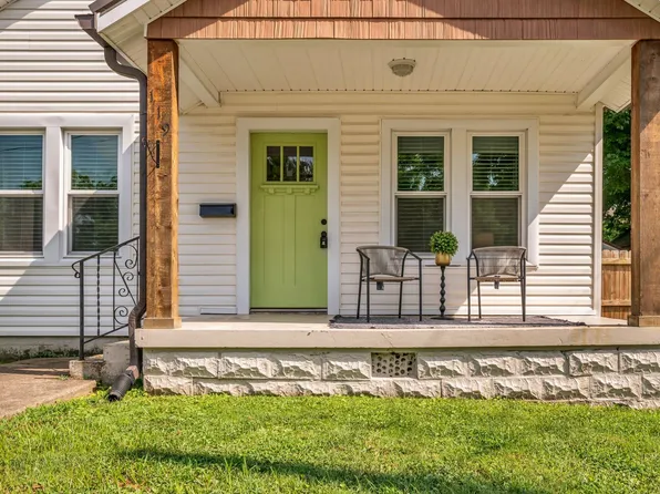 119 Poplar St, Dickson, TN 37055