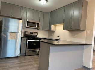 4529 Maple Ave #2N, Brookfield, IL 60513