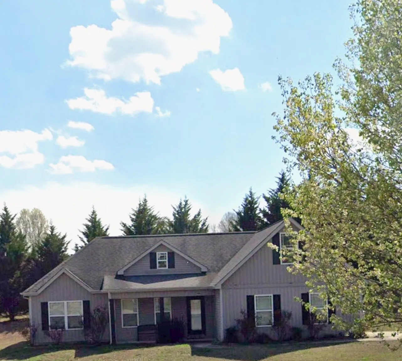 3 bed, 2000 sqft, $2,250 — Photo 1