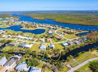 4678 Arlington Dr, Cape Haze, FL 33946