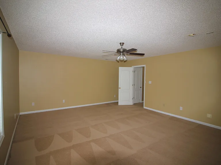 3117 Cregler Dr — Photo 24