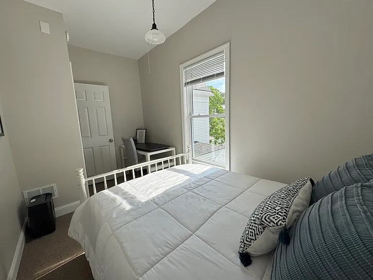 29 Ocean Ave #2 — Photo 11