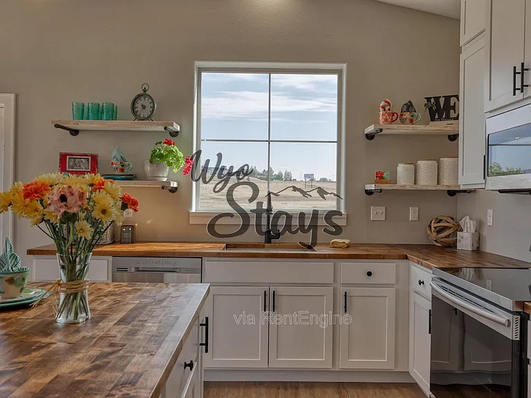 847 Lincoln Dr #201 — Photo 9