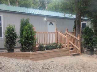 7170 N Quail Run Rd, Ozawkie, KS 66070
