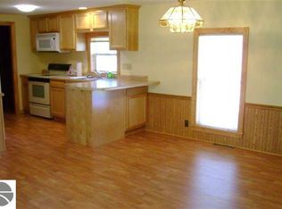 4346 S Hickory Dr, Traverse City, MI 49685