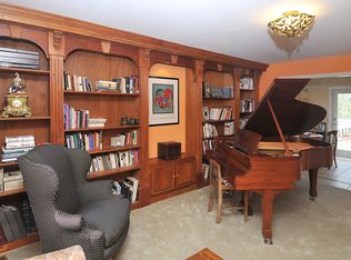 32 Carriage Hill Rd, Brewster, NY 10509