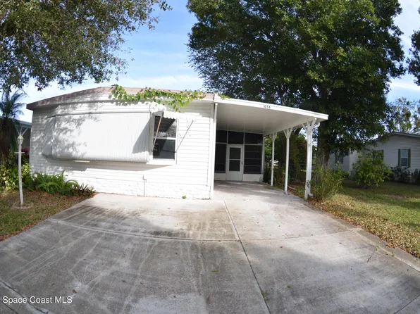 1056 Wren Cir, Barefoot Bay, FL 32976