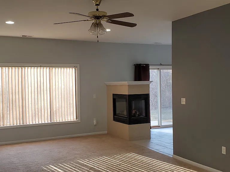 3498 Eagle Creek Dr — Photo 12