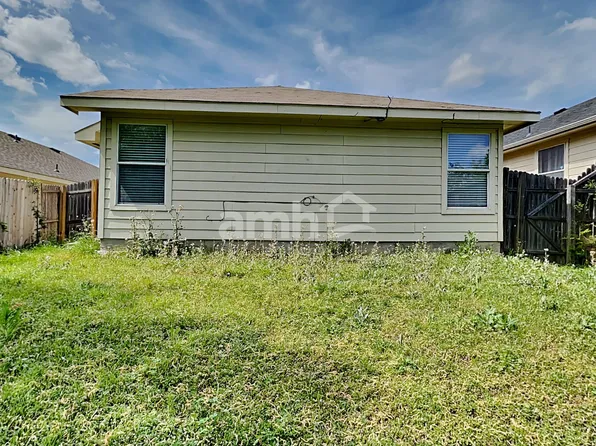 4005 Shawnee Trl, Heartland, TX 75126