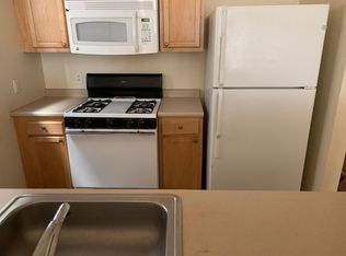 1840 N 17th St #1B, Philadelphia, PA 19121