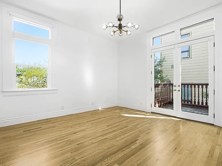 452 Oak St #4 — Photo 8