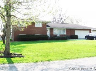 13 Melody Dr, Rochester, IL 62563