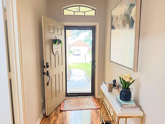 5th image of 1807 Emerson Ridge Dr