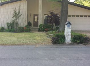 2221 Indian Trails St, Jonesboro, AR 72401