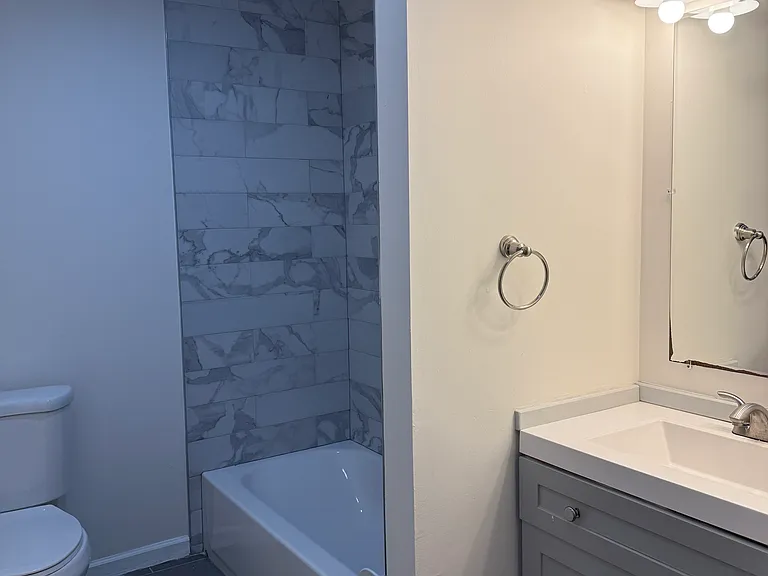 108 Elm St #2B — Photo 9