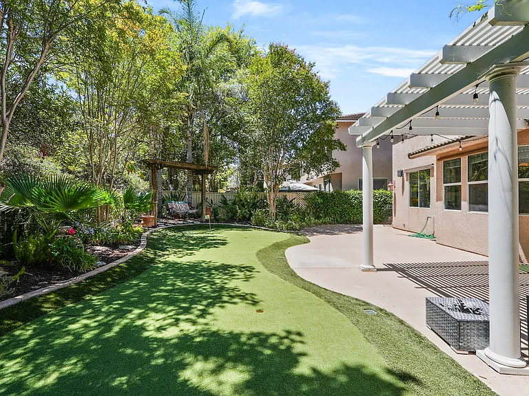 33389 Barrington Dr — Photo 30