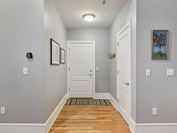4th image of 300 Wall St Unit 502