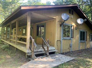 S12804 Sauter Rd, Lone Rock, WI 53556