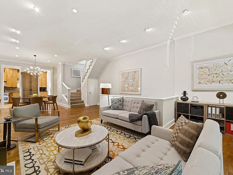 1443 Corcoran St NW — Photo 2
