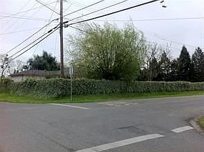 2nd image of 4471 Ardmore Ave