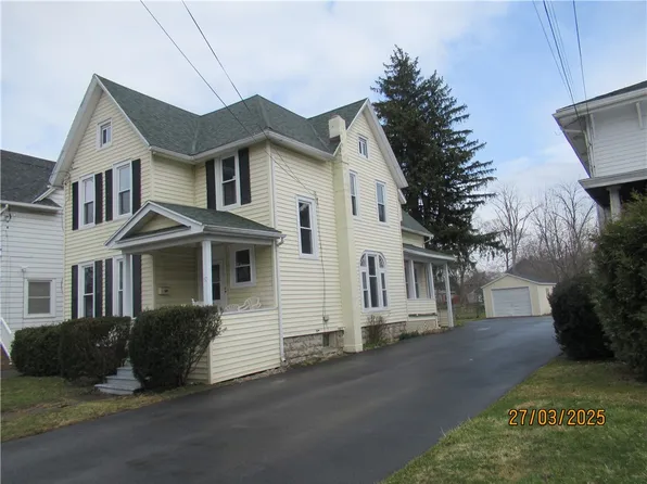 112 Summit St, Batavia, NY 14020