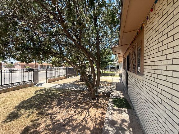 5th image of 7289 Mimosa Ave