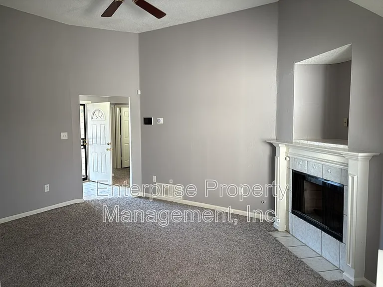 4429 S Cedar Bark Cv — Photo 3