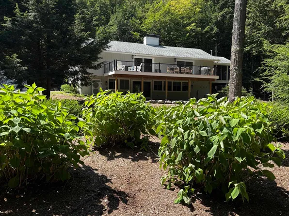121 Upper Bay Rd, Sunapee, NH 03782
