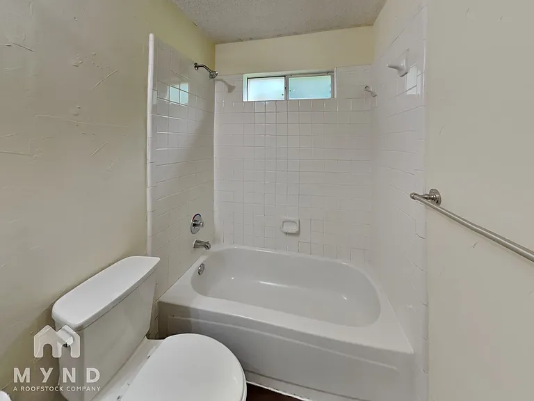 2616 Belmont Ct — Photo 21