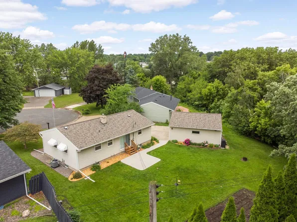 6273 Woodbine Ct, Woodbury, MN 55125