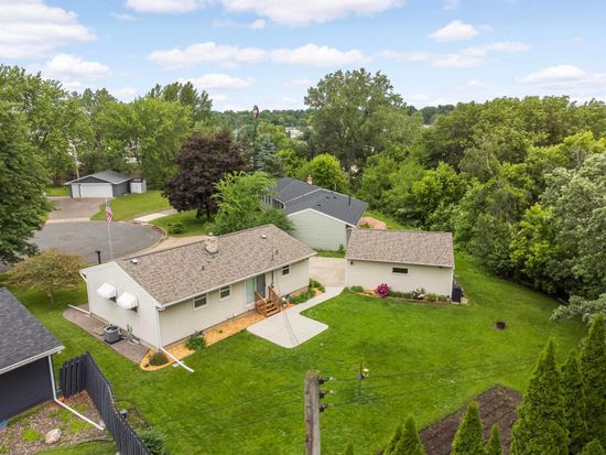 6273 Woodbine Ct, Woodbury, MN 55125