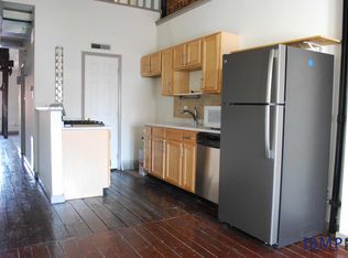 216 Church St APT 4, Philadelphia, PA 19106