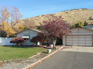211 Blossom Way, Yakima, WA 98908