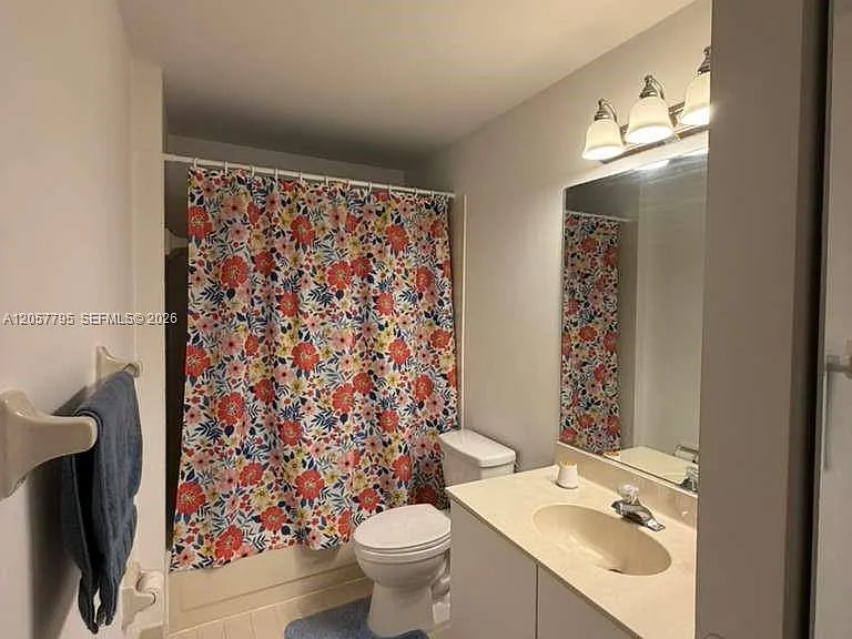 1920 NW 182nd Ter — Photo 10