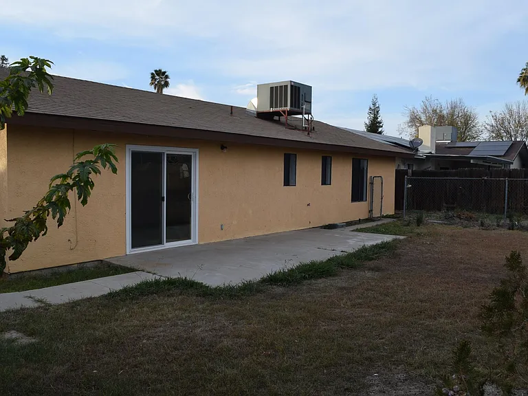 3804 April St — Photo 4