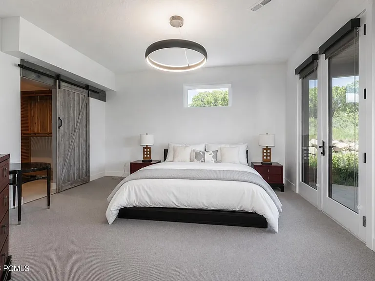 1135 E Lasso Trl — Photo 29