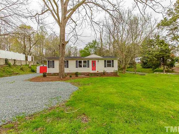 3rd image of 2218 N State Highway 62