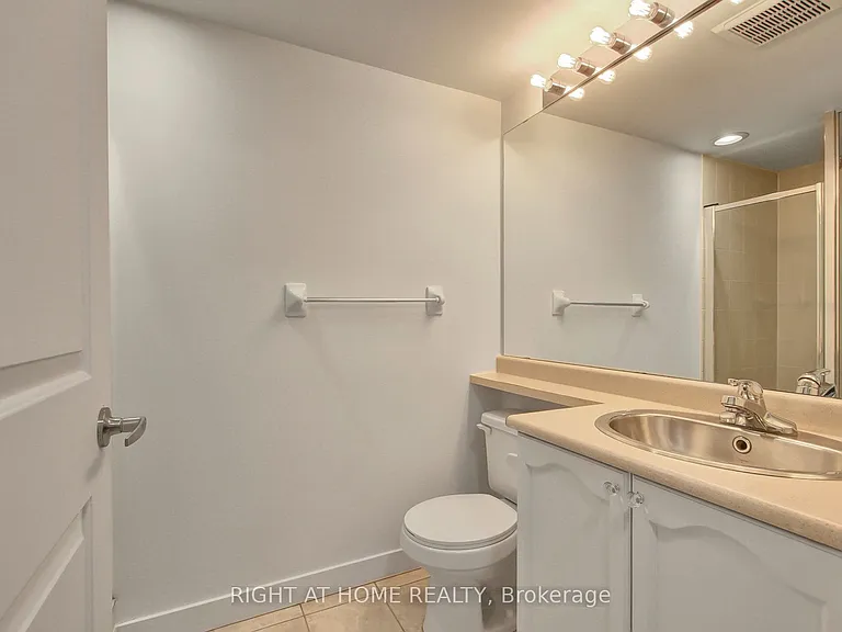 50 Lynn Williams St #803 — Photo 7