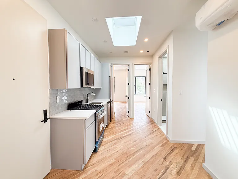 2097 Fulton St #1 — Photo 1